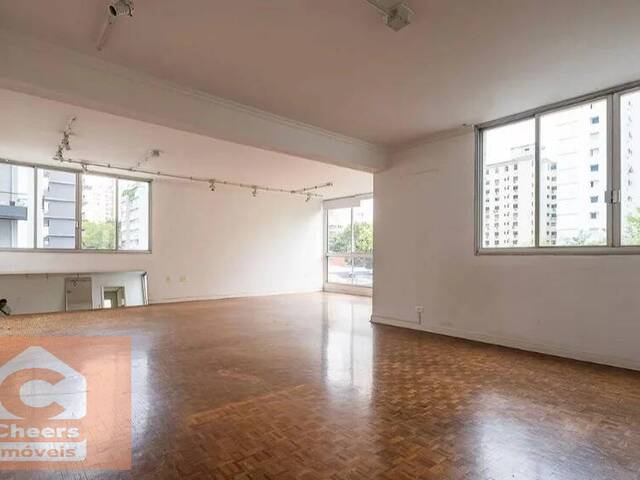 #747 - Apartamento para Venda em São Paulo - SP - 2