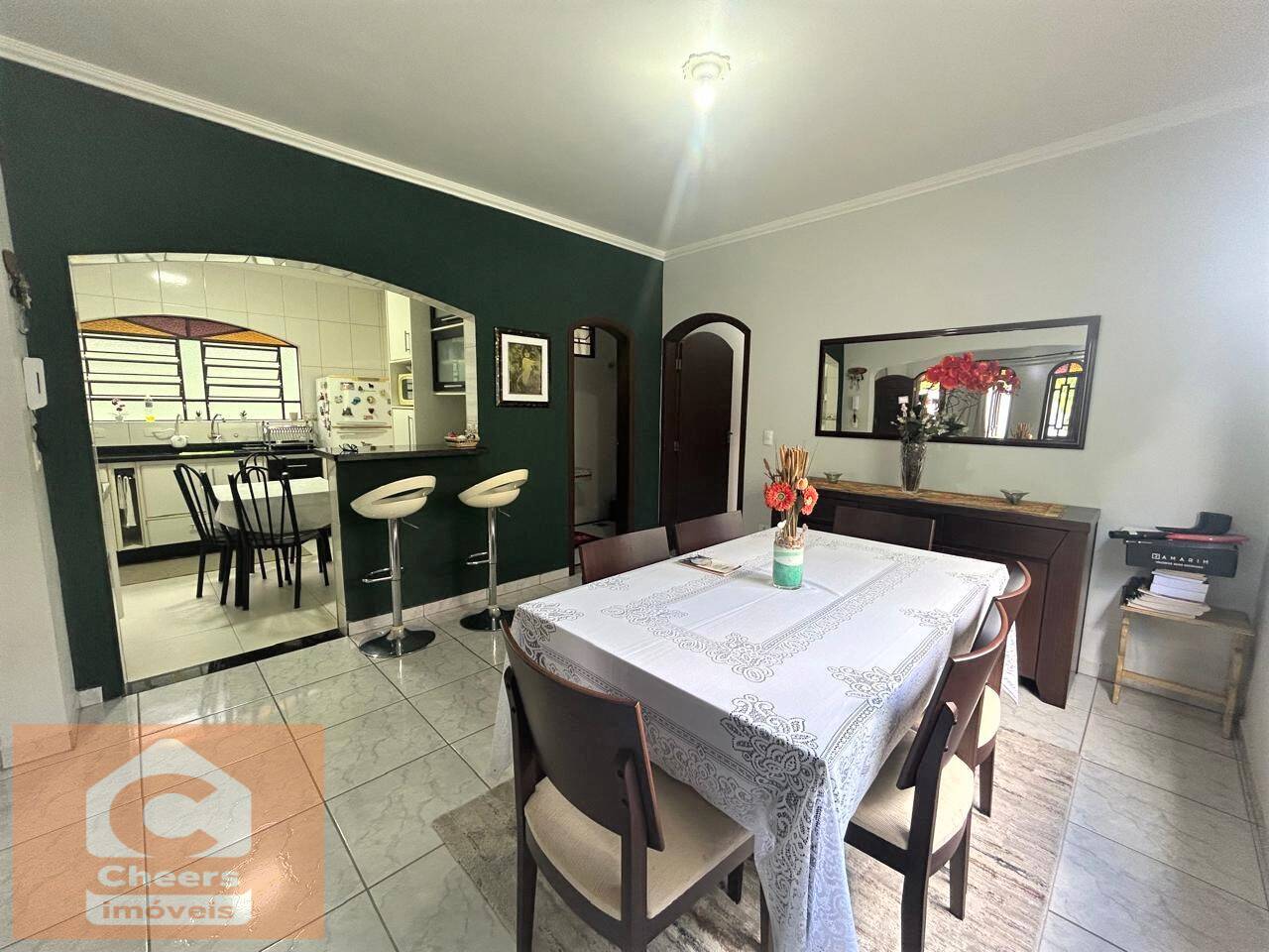 Casa, 4 quartos, 190 m² - Foto 3