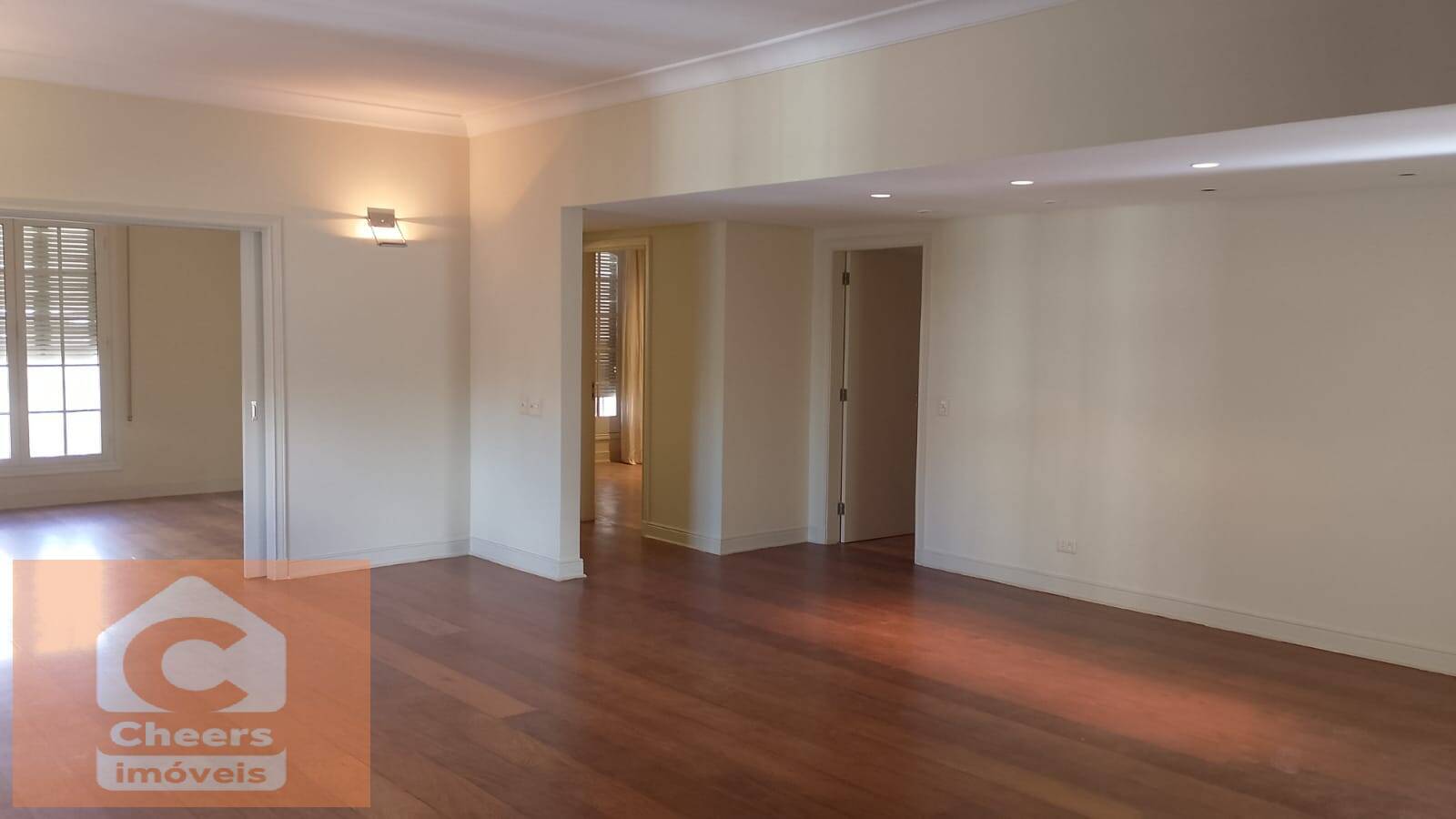 Apartamento, 3 quartos, 350 m² - Foto 2
